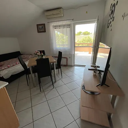 Appartement Eliska Vir